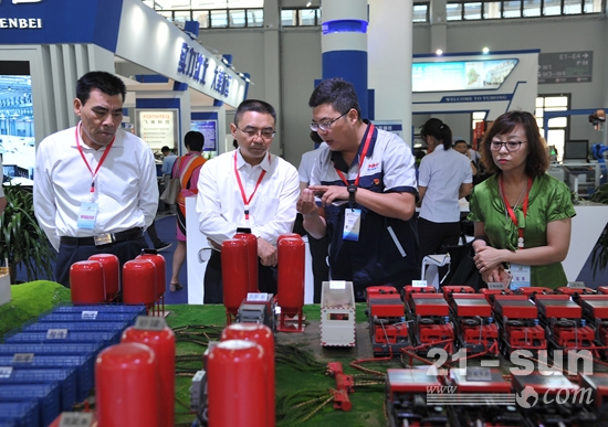 北方重工精彩亮相第十七届中国国际制造业装备博览会